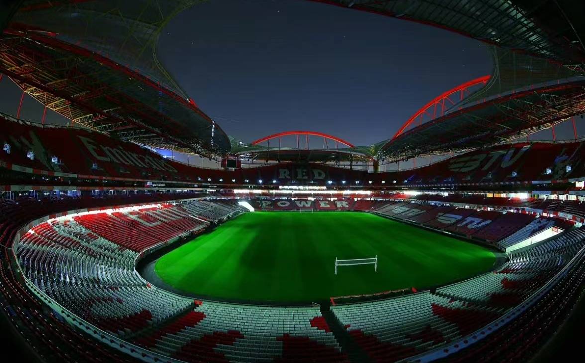 包含赛地聚焦：葡超加时末段热度飙升，费城76人远射贴柱，质疑声仍在，球队文化再被提及的词条-kaiyun